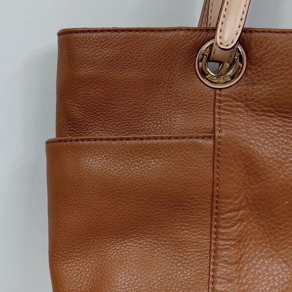 Michael Kors Jet Set Tan Tote Bag - Picture 3 of 14